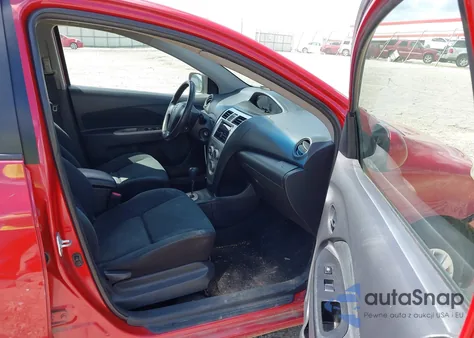 2011 Toyota Yaris from USA, damaged, VIN JTDBT4K33B1400548